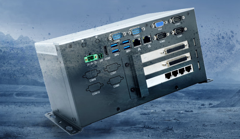 這款無風(fēng)扇工控機機箱尺寸為270.2*155.5*131.5mm帶支架（寬*深*高），約重3kg。機身輕小，便于攜帶搬運。