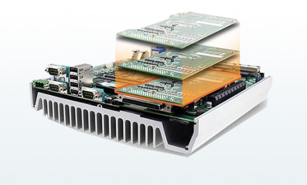 車載嵌入式工控機擴展模塊.png 車載嵌入式工控機擴展模塊.png