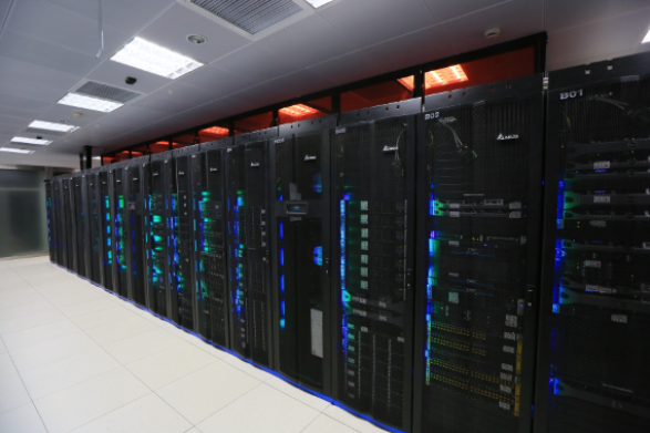 信息化機(jī)房.png 信息化機(jī)房.png