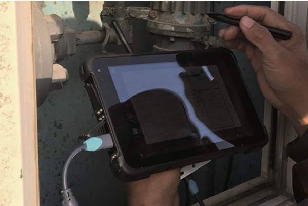 油田設(shè)備巡檢三防平板.png 油田設(shè)備巡檢三防平板.png