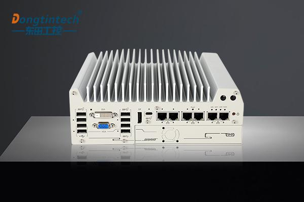 東田嵌入式無風(fēng)扇工控機(jī).png 東田嵌入式無風(fēng)扇工控機(jī).png