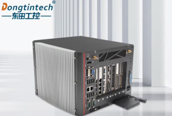 東田嵌入式酷睿工控機.png
