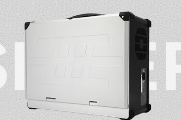 東田信創(chuàng)便攜式工控機.png 東田信創(chuàng)便攜式工控機.png